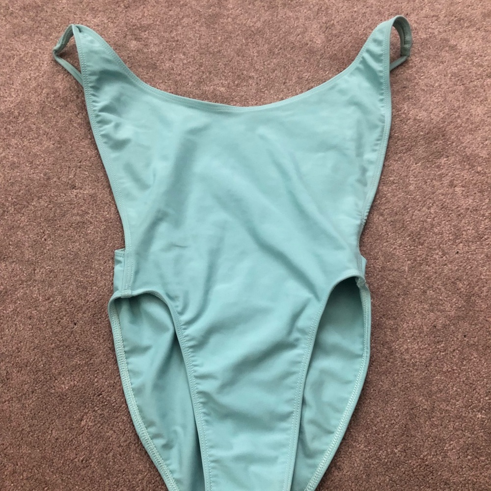 AMERICAN APPAREL ONE PIECE SWIM